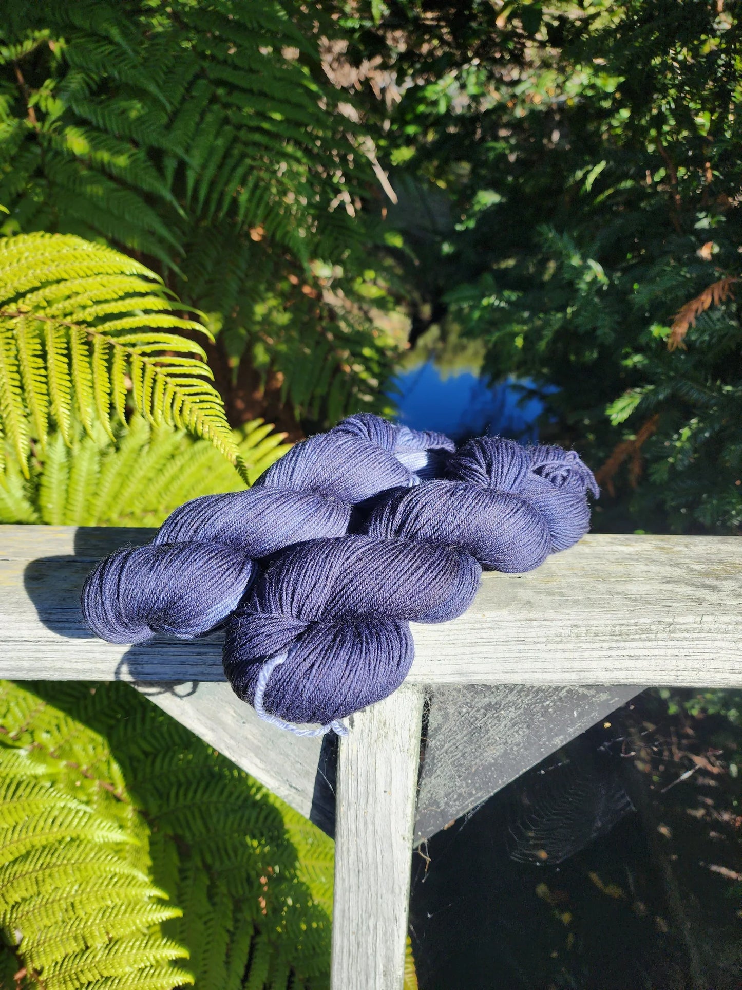 Kiwiyarn-a - 4 Ply Sock Yarn - Dark Denim