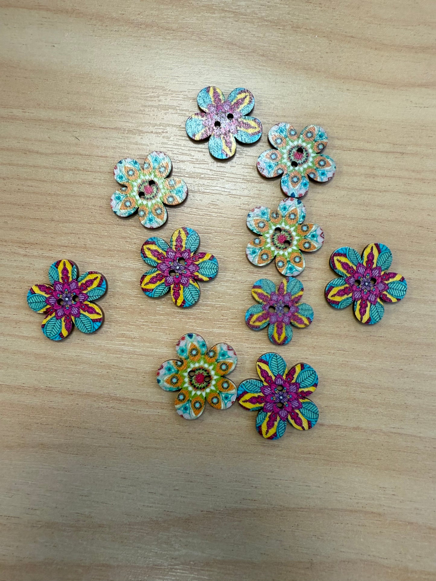 Buttons - Boho Wooden Flowers 20mm x 10 Mixed