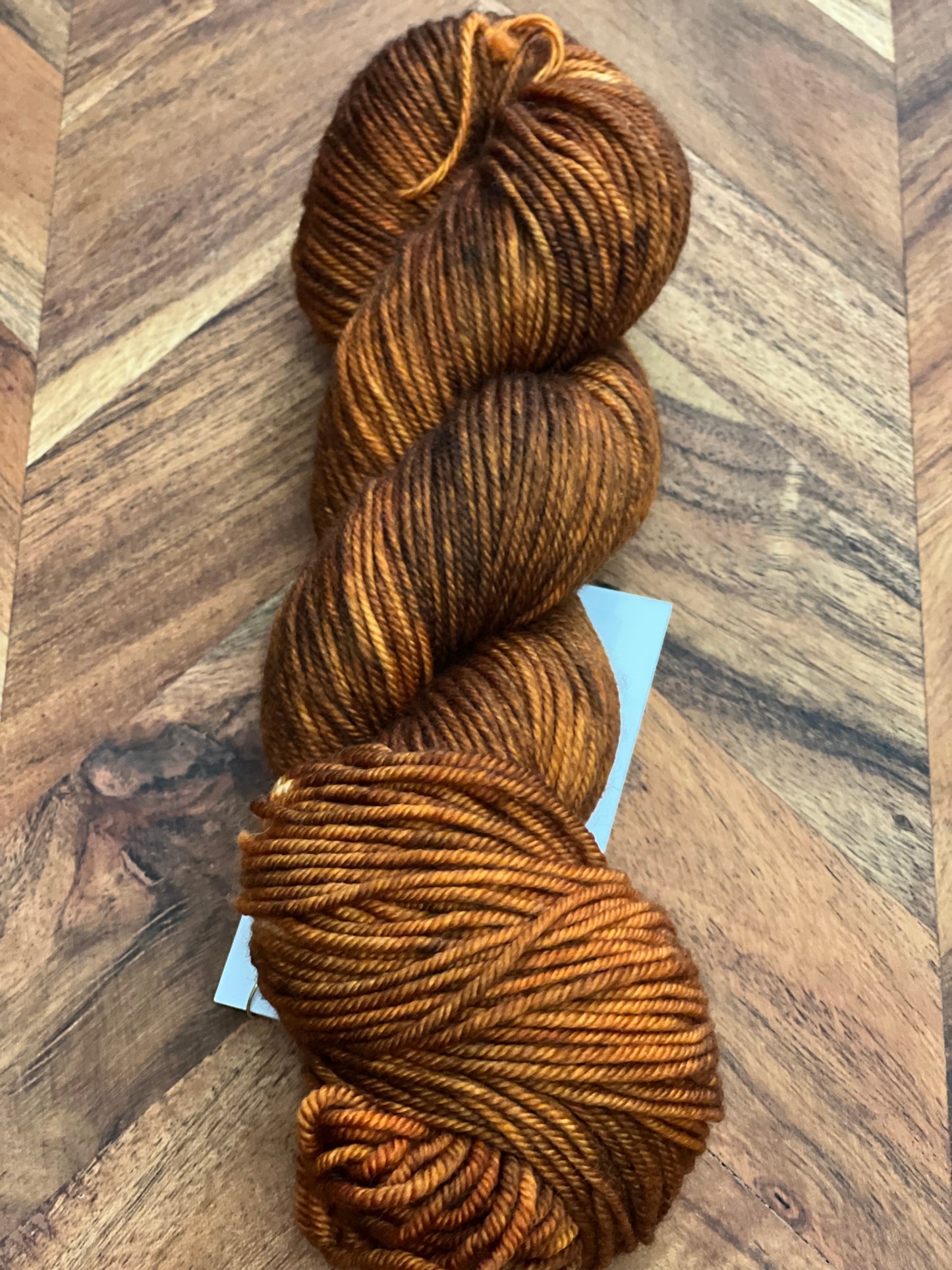 Burnt Gold - Kiwiyarn-a - Merino DK 8 Ply