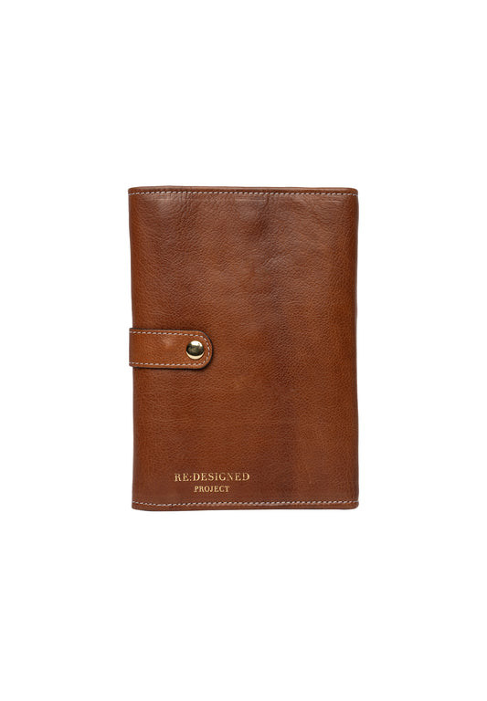 Re:Designed - Project 7 Medium Needle Case - Walnut/Gold