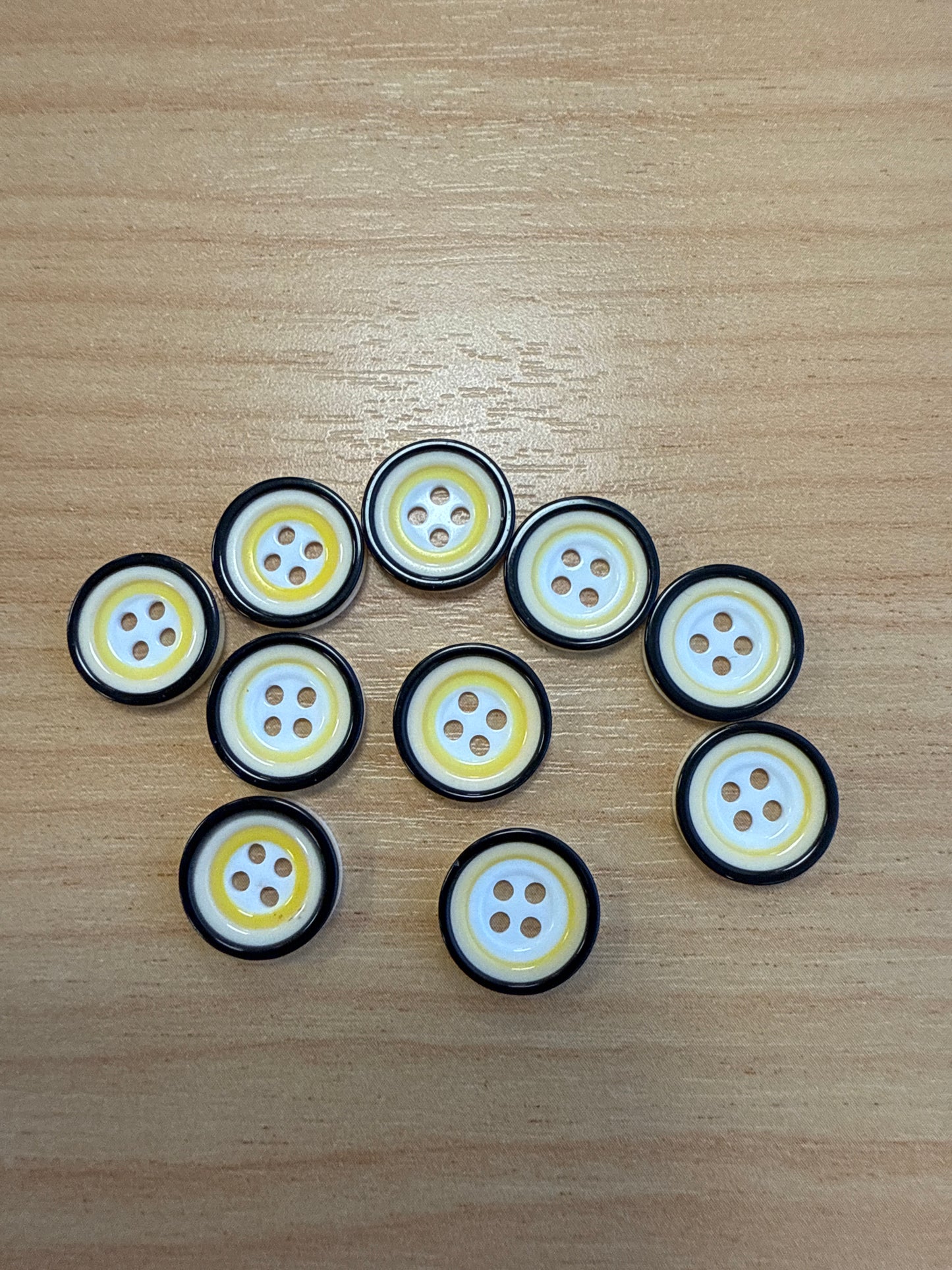 Buttons - Yellow 10mm