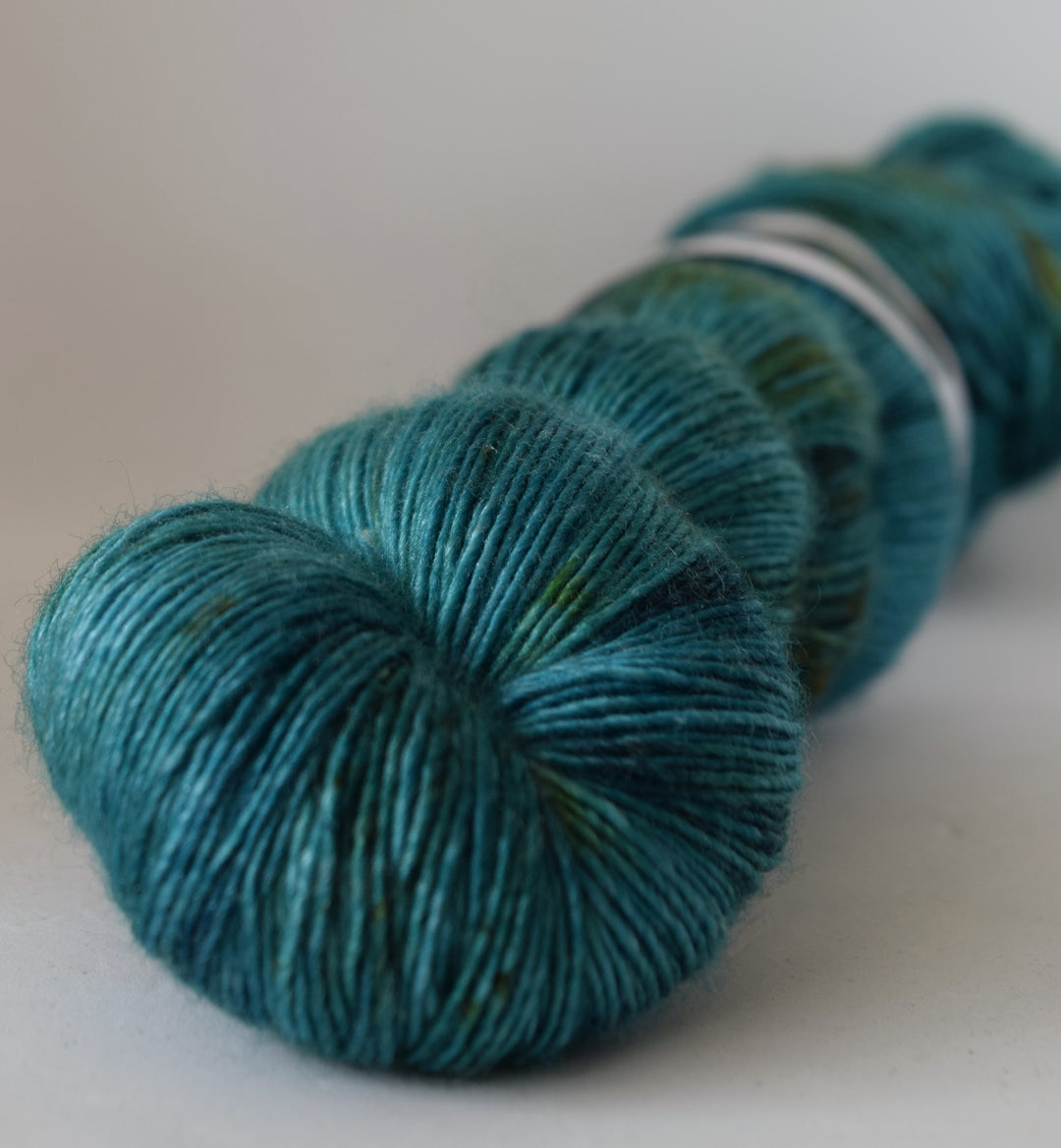 Yarnfloozy - Sage - Radioactive