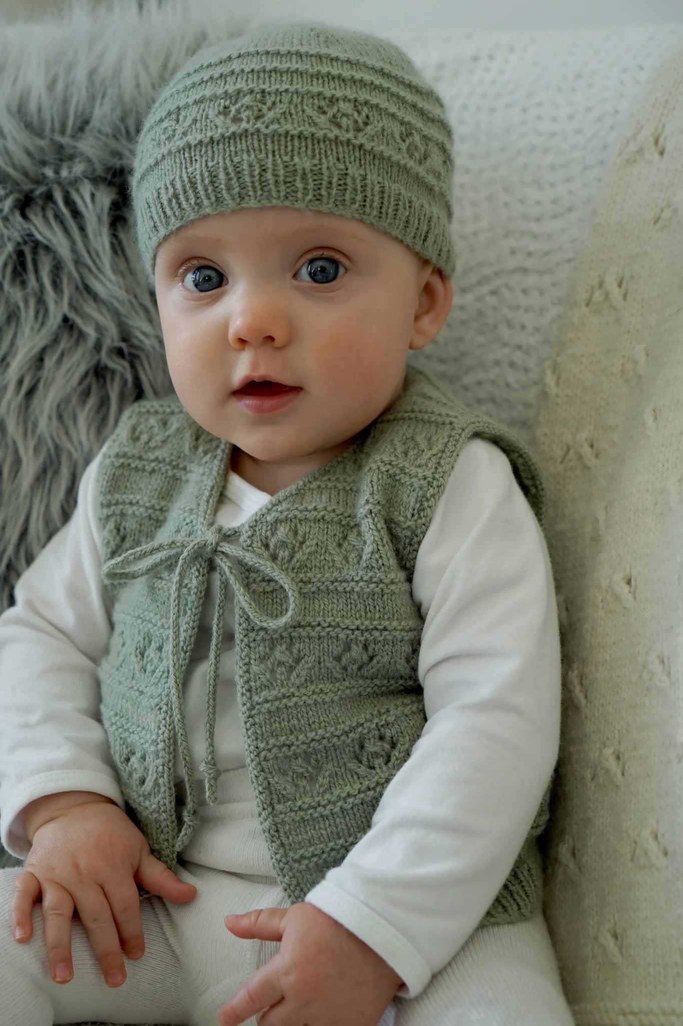 LisaFDesign - BC89 Faith Vest and Hat