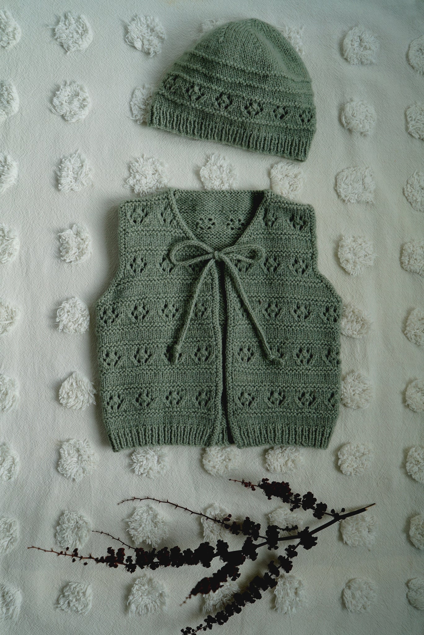 LisaFDesign - BC89 Faith Vest and Hat