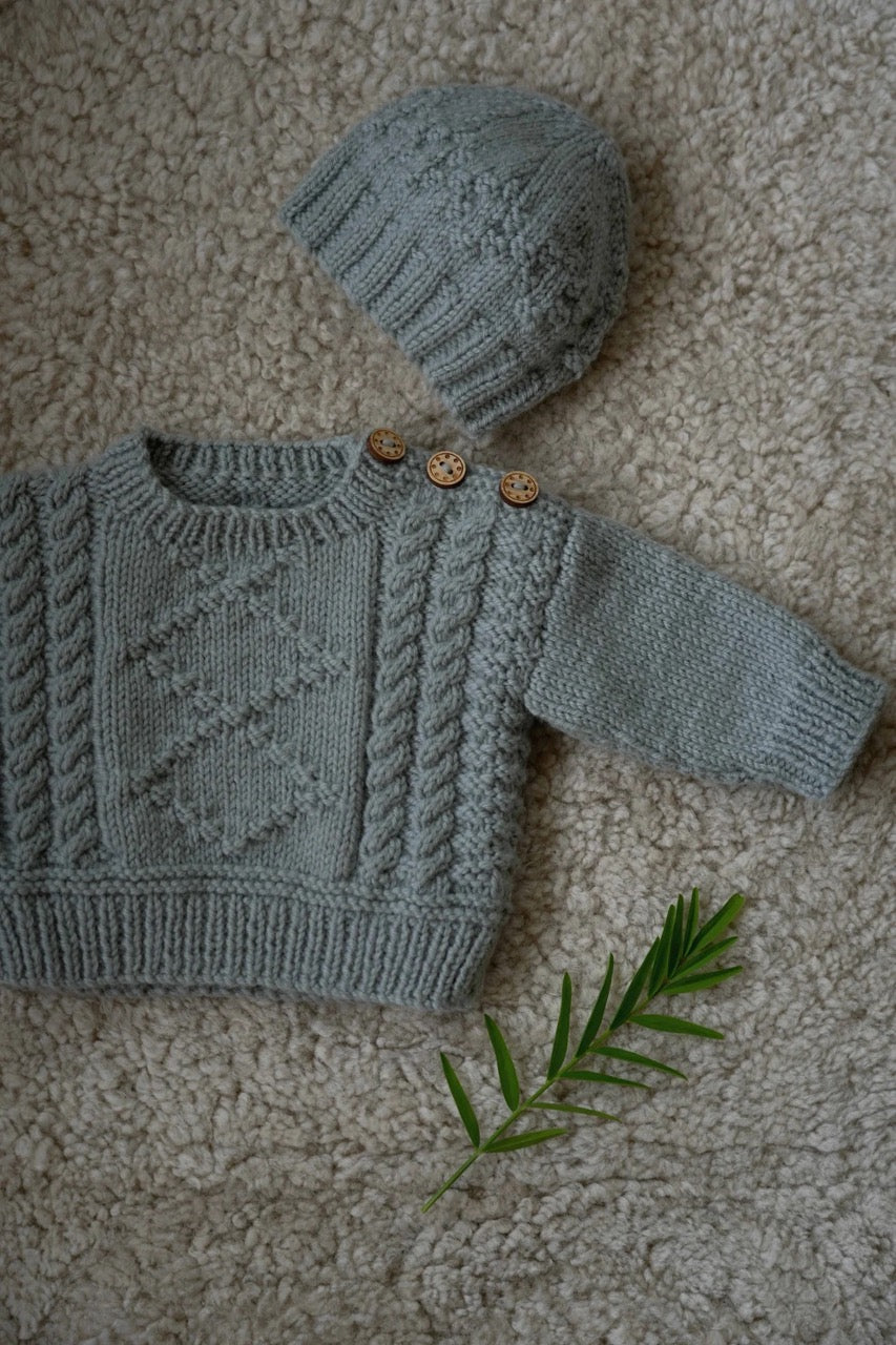 LisaFDesign - BC127 Sebbe Sweater and Hat
