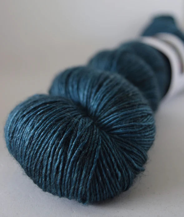 Yarnfloozy - Sage - Apatite