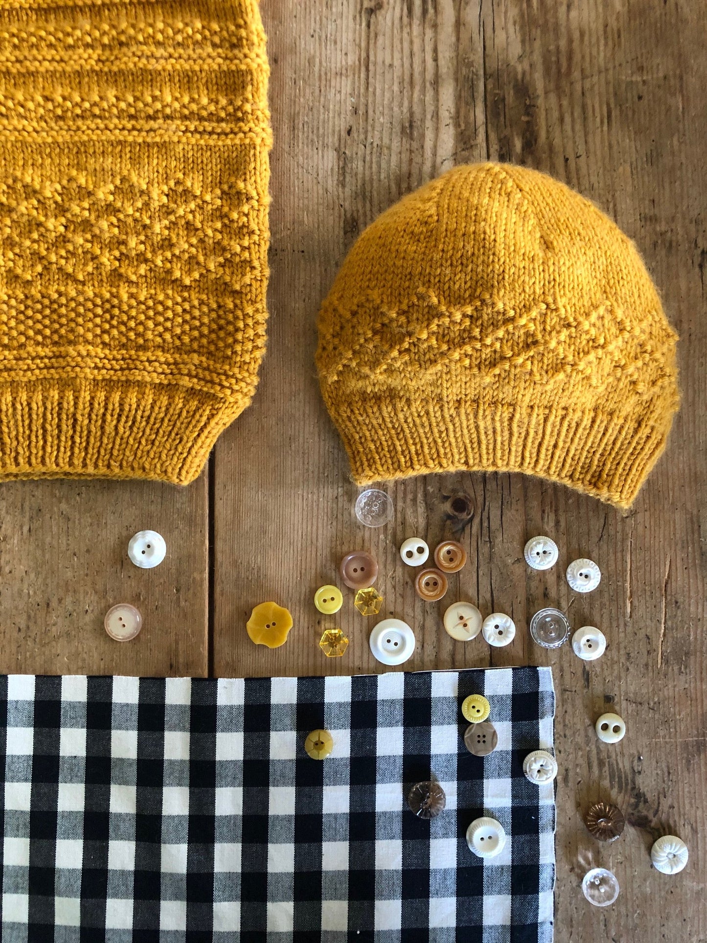 LisaFDesign - LF40 Goldie Sweater and Hat