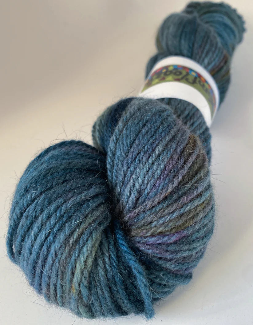 Yarnfloozy - Brushtail 8 Ply - Sodalite