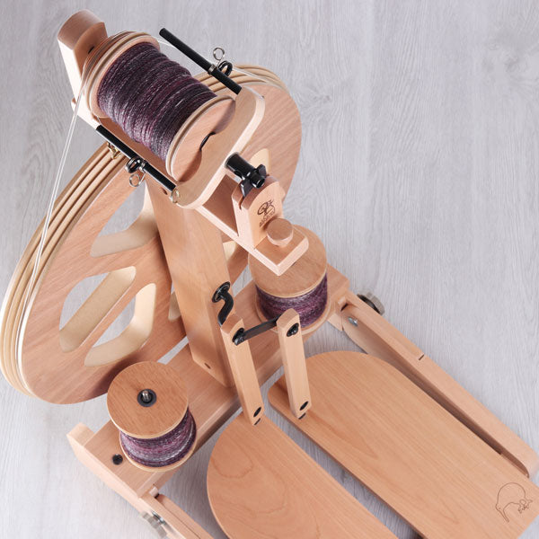 Ashford - Spinning Wheel - Kiwi 3 - Lacquered Finish