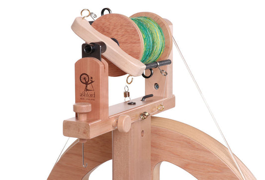 Ashford - Spinning Wheel - Kiwi 3 - Lacquered Finish