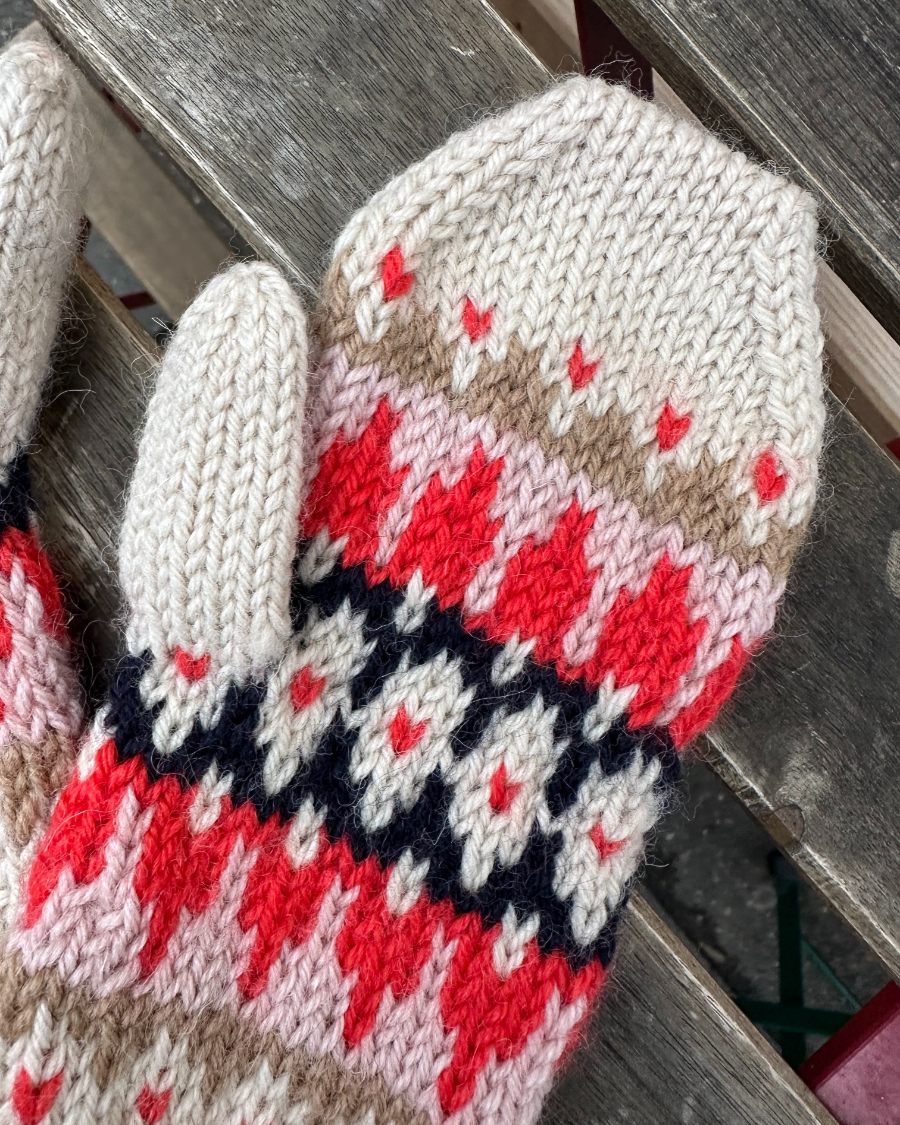 Celeste Mittens - PetiteKnit - PRINTED PATTERN