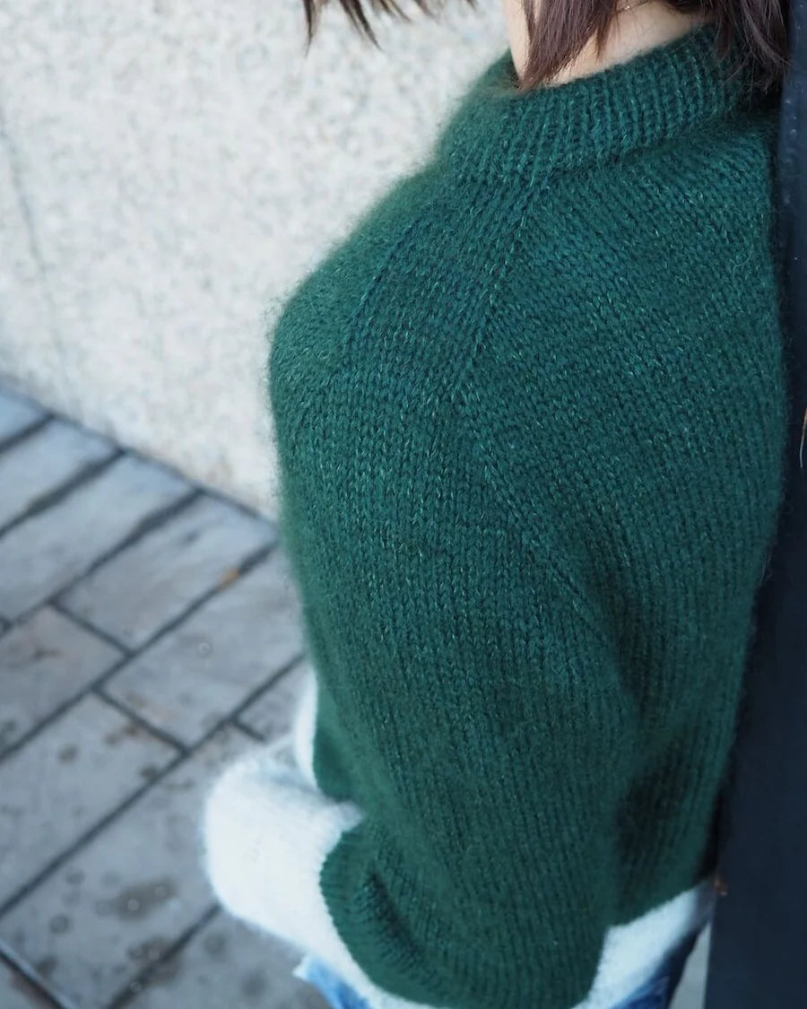 Constrast Sweater - PetiteKnit - PRINTED PATTERN