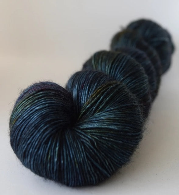 Yarnfloozy - Sage - Sodalite