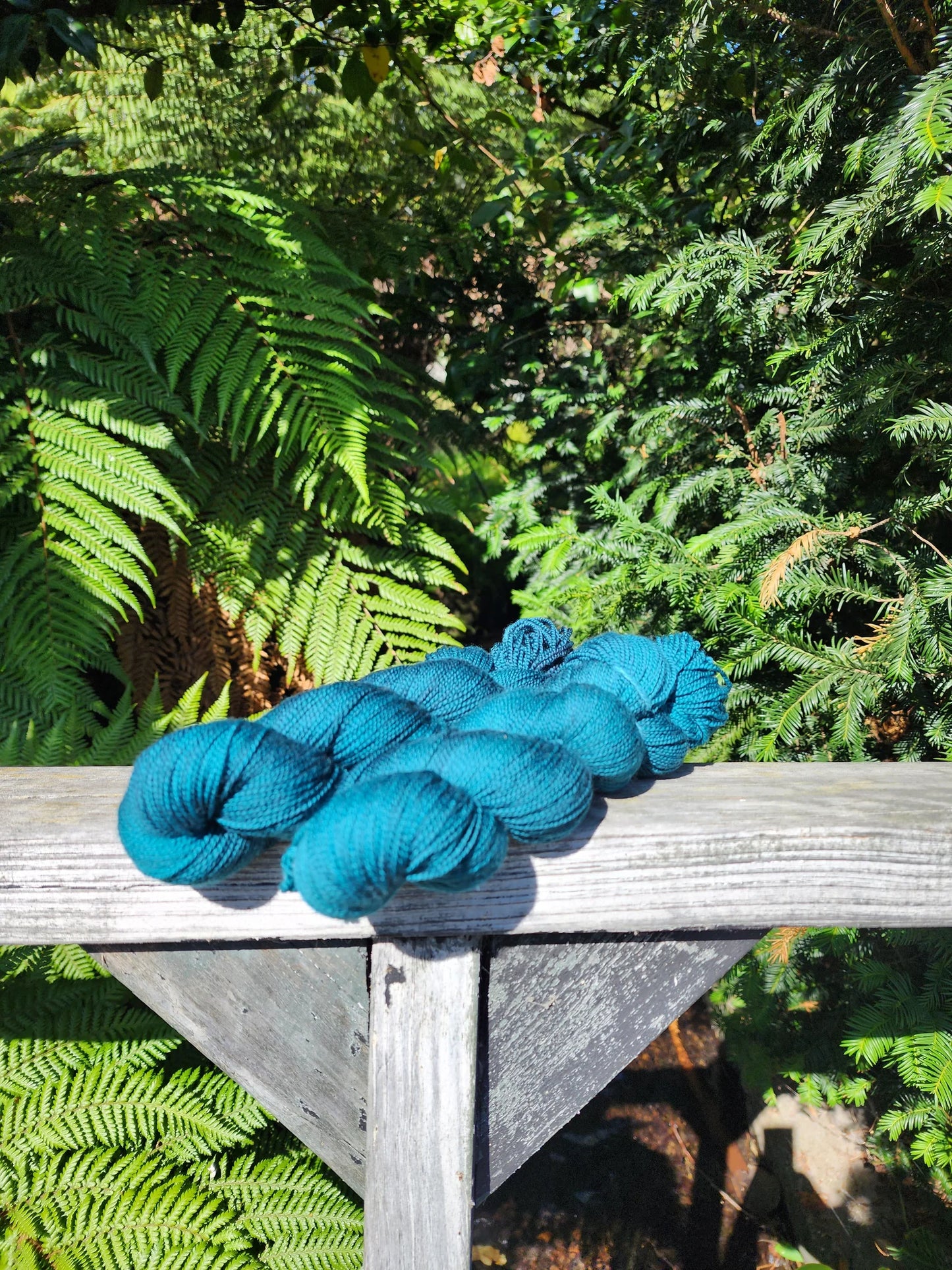 Teal - High Twist Merino Yarn - Kiwiyarn-a