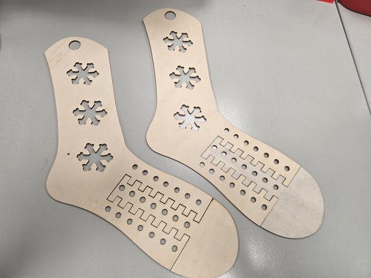 Sock Blockers - Wooden Adjustable (pair) - Snowflakes