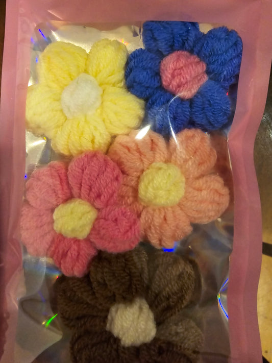 Knitted Flowers - Pink/Chocolate/Yellow/Blue