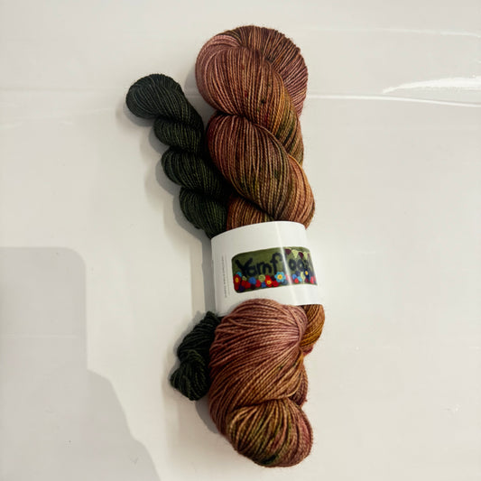 Petals - Workhorse Sock Set - Yarnfloozy