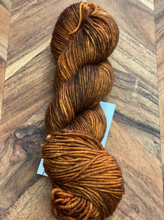 Burnt Gold - Kiwiyarn-a - Merino DK 8 Ply