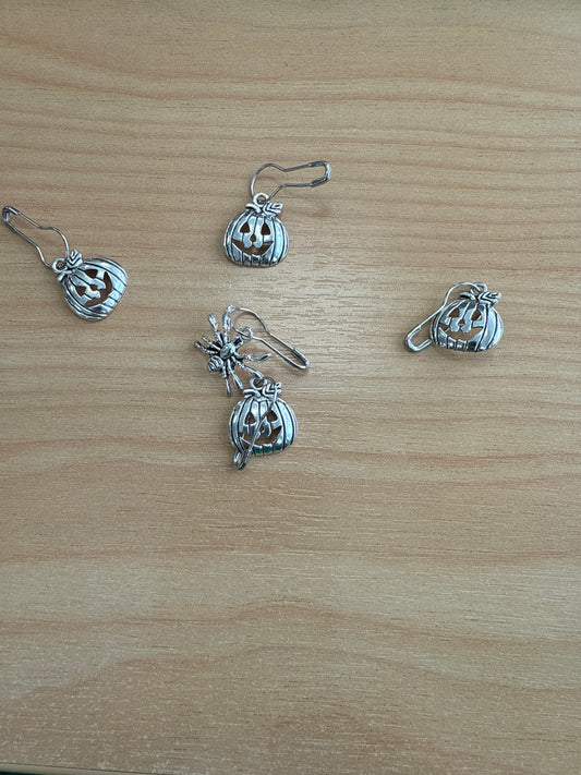 Stitch Markers - Spooky Silver