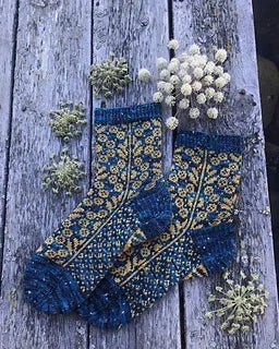 Hyper Delft Socks Kit - Dark Omen Yarn