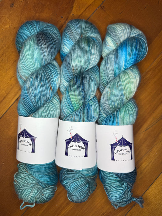 Circus Single Merino - Circus Tonic Handmade Yarn - Koh Rang