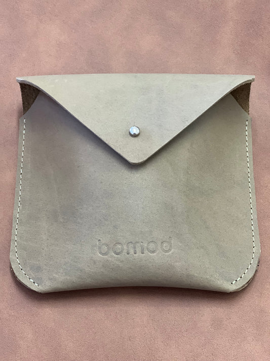 Bomod - Leather Needle Case - Tan