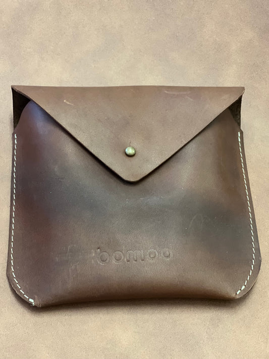 Bomod - Leather Needle Case - Chocolate