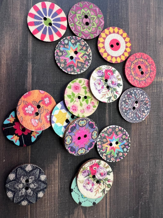 Buttons - Wooden 25mm x 10 mixed designs