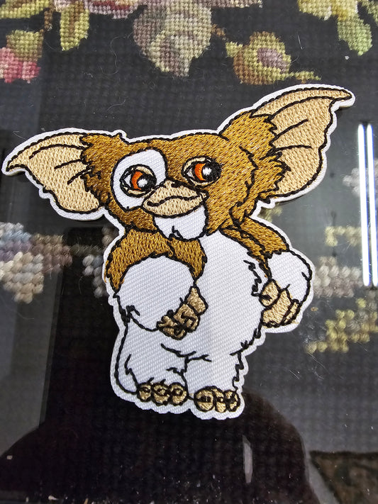 Patches - Gizmo Standing