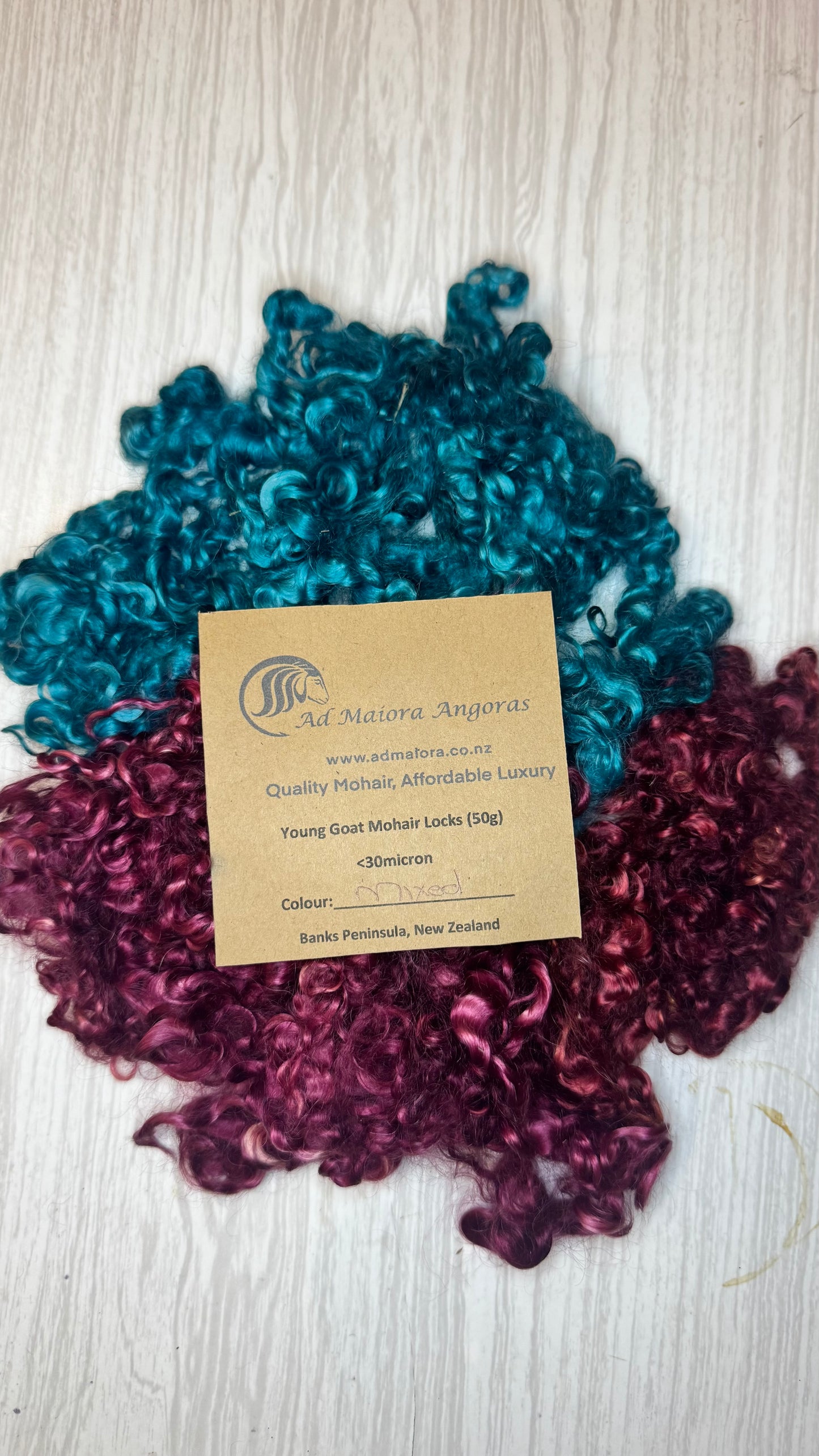 Ad Maiora - Mohair Locks 50gm - Peacock/Bloodwood