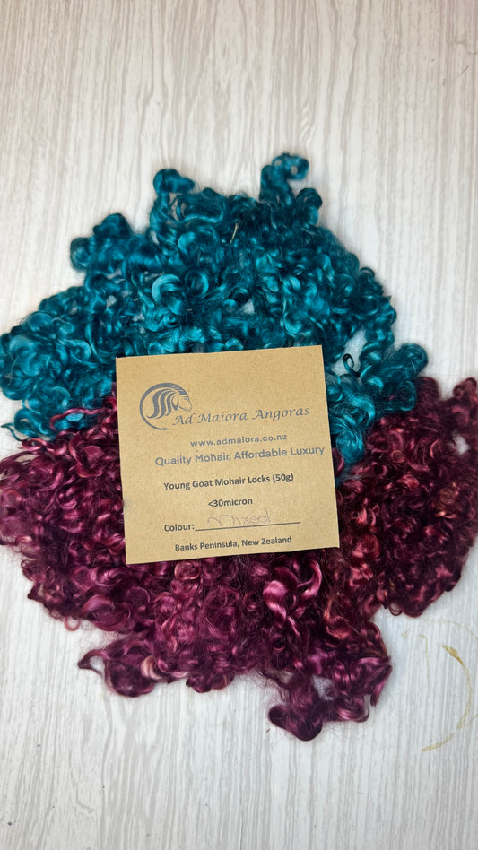 Ad Maiora - Mohair Locks 50gm - Peacock/Bloodwood