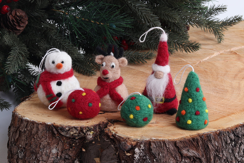 Ashford - Needle Felting Kit - Christmas Special