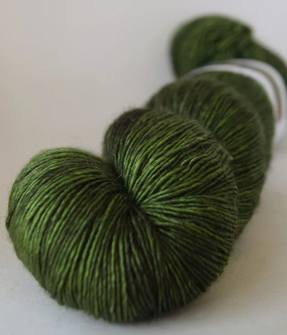 Yarnfloozy - Sage - Pounamu