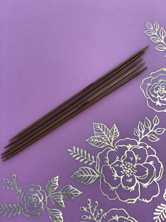 Double Pointed Needles  - 5" (13cm) Bamboo - 2.0 mm