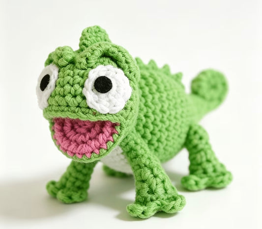 Amigurumi Crochet Kit - Chameleon