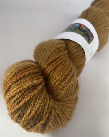 Yarnfloozy - Brushtail 8 Ply - Goldenrod