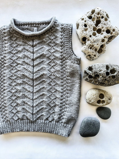 Bryn Vest and Hat - LisaFDesign LF66