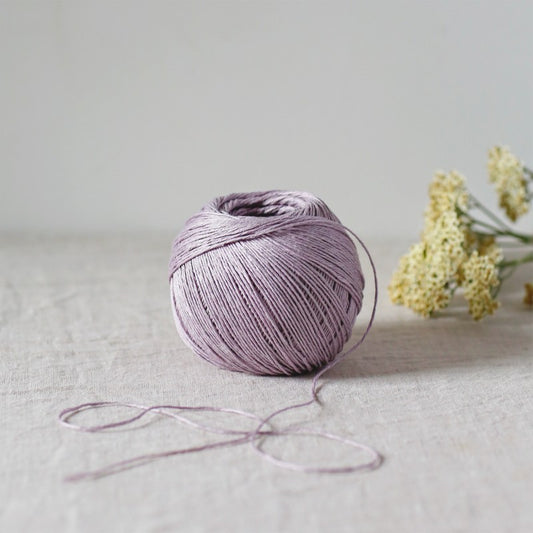 De Rerum Natura - Antigone - Lilas