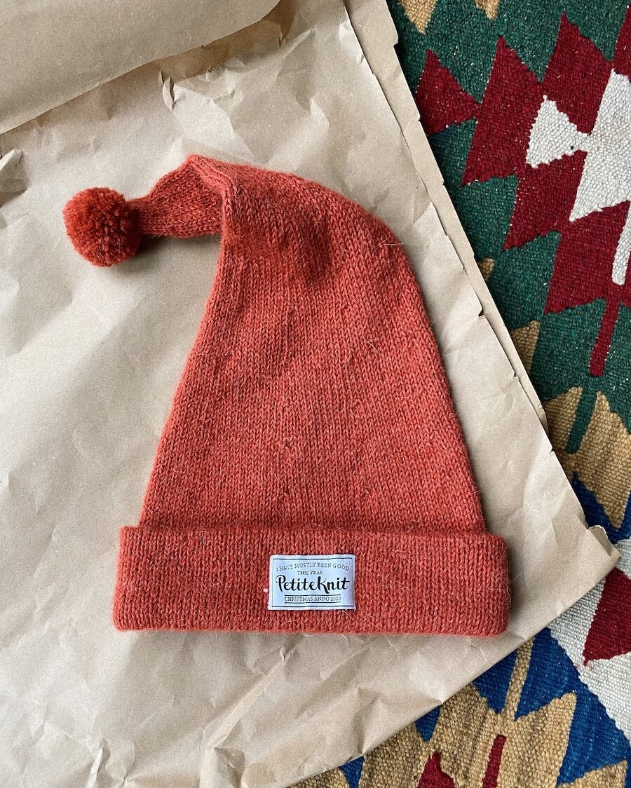 The Oslo Hat - Christmas Edition - PetiteKnit - PRINTED PATTERN