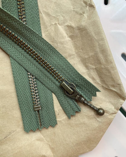 Zipper - 35 cm Hunter Green - PetiteKnit