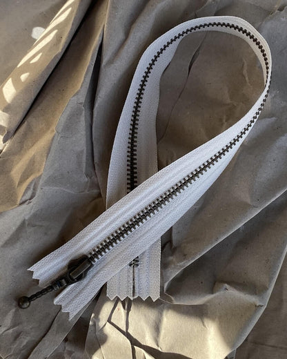 Zipper - 35 cm Almond - PetiteKnit