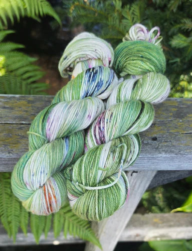 Love - Kiwiyarn-a - Merino DK 8 Ply