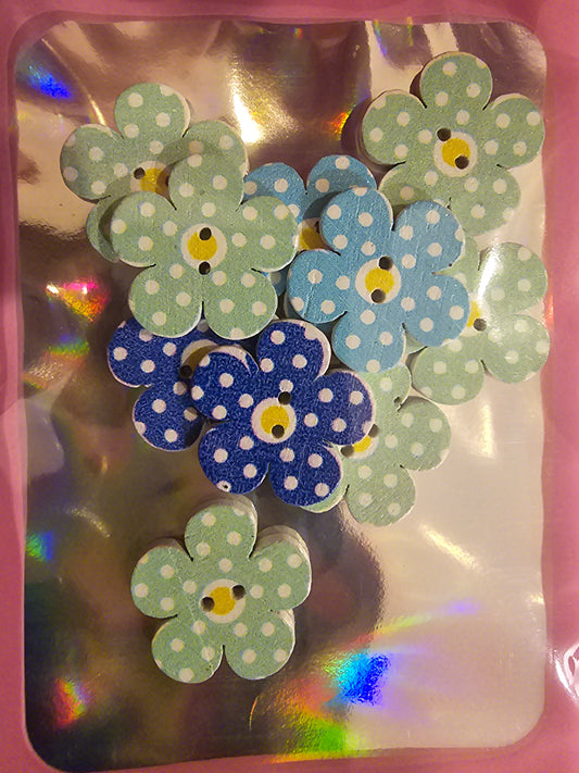 Buttons - Wooden Flowers - 20mm x 10 - Mix 1