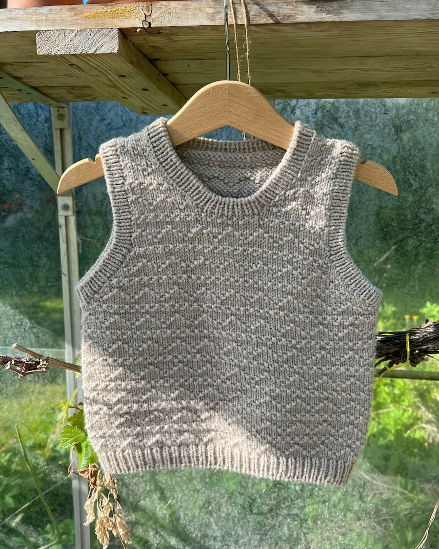 Sille Slipover Mini - PetiteKnit - PRINTED PATTERN