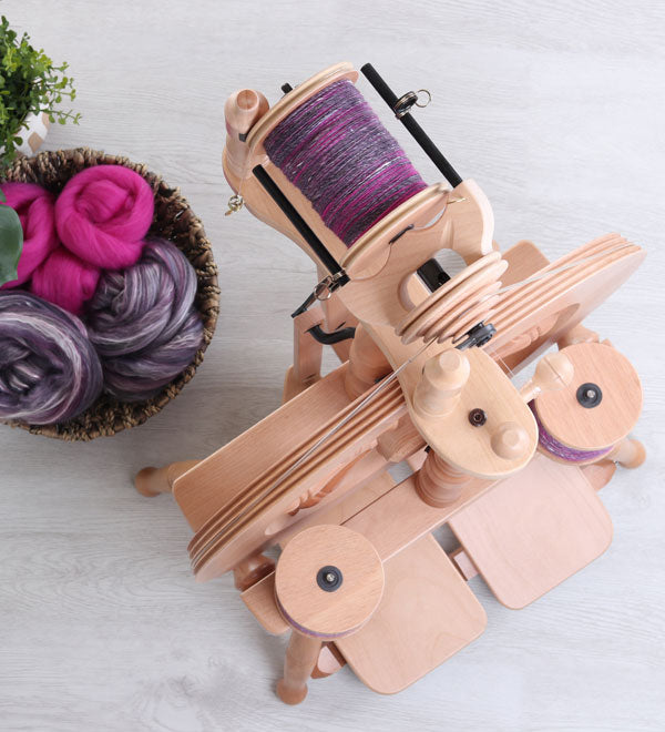 Spinning Wheel - Traveller 3 - Ashford Lacquered