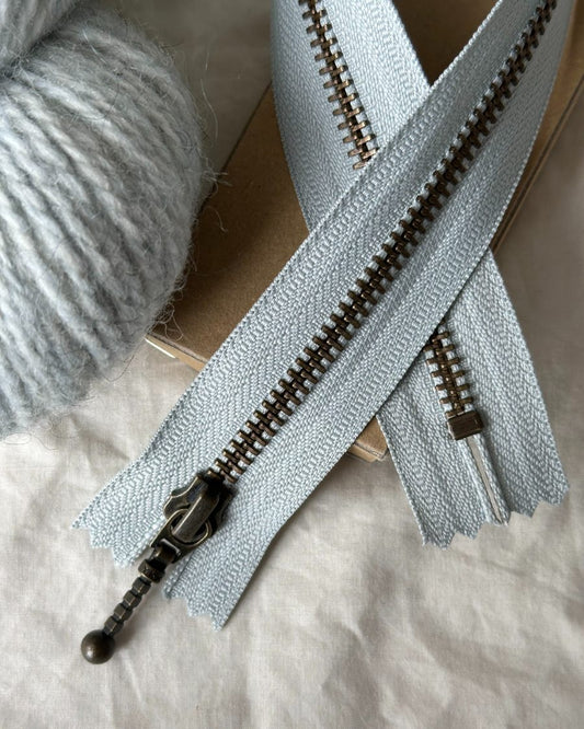 Zipper - 35 cm Sea Foam - PetiteKnit